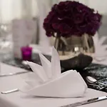 Rhoenblick - Restaurant - Countrypub Hotel