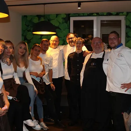 فندق Rhoenblick - Restaurant - Countrypub بيترسبرغ