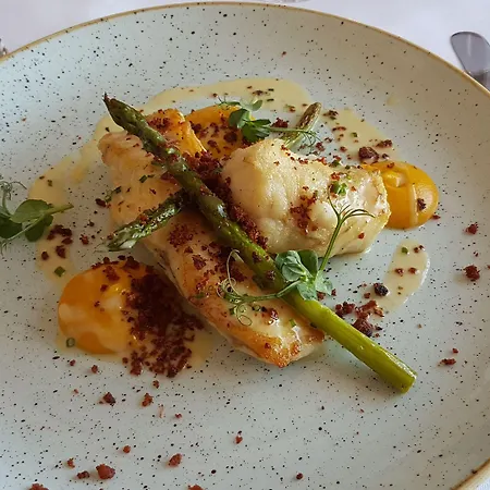 Rhoenblick - Restaurant - Countrypub מלון