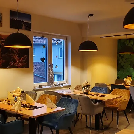 Rhoenblick - Restaurant - Countrypub 3* بيترسبرغ
