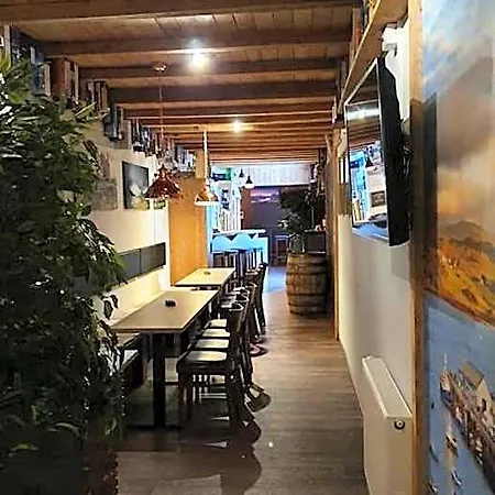 Rhoenblick - Restaurant - Countrypub Hotel