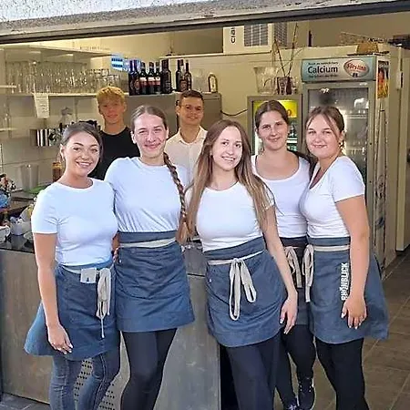 Rhoenblick - Restaurant - Countrypub