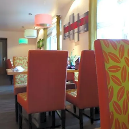Rhoenblick - Restaurant - Countrypub 3* Petersberg (Hessen)