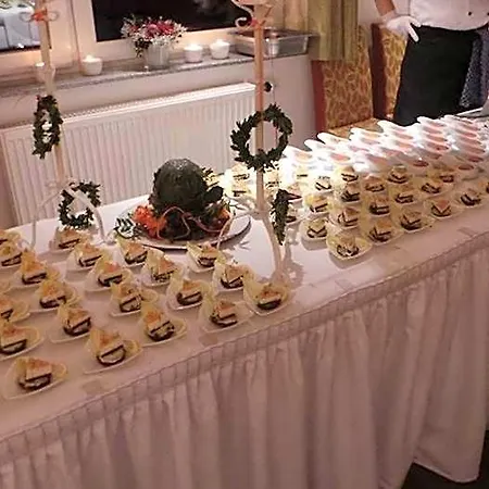 Hotel Rhoenblick - Restaurant - Countrypub 3*